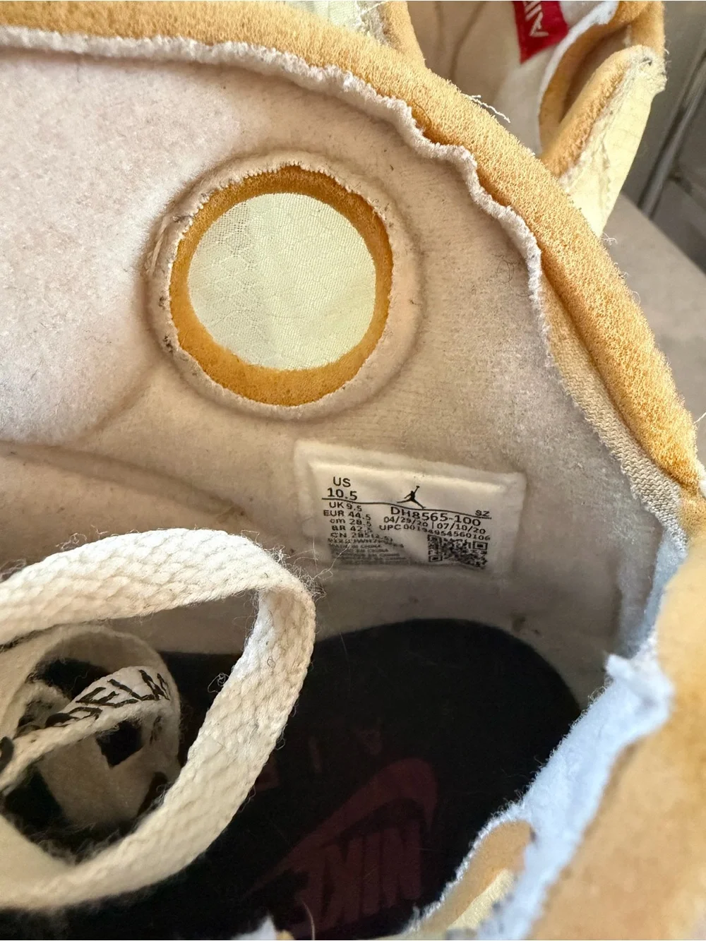 Off-White x Air Jordan 5 “Sail” Men’s 10.5 DH8565-100